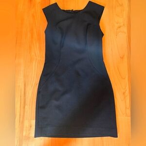 Sleeveless shift dress